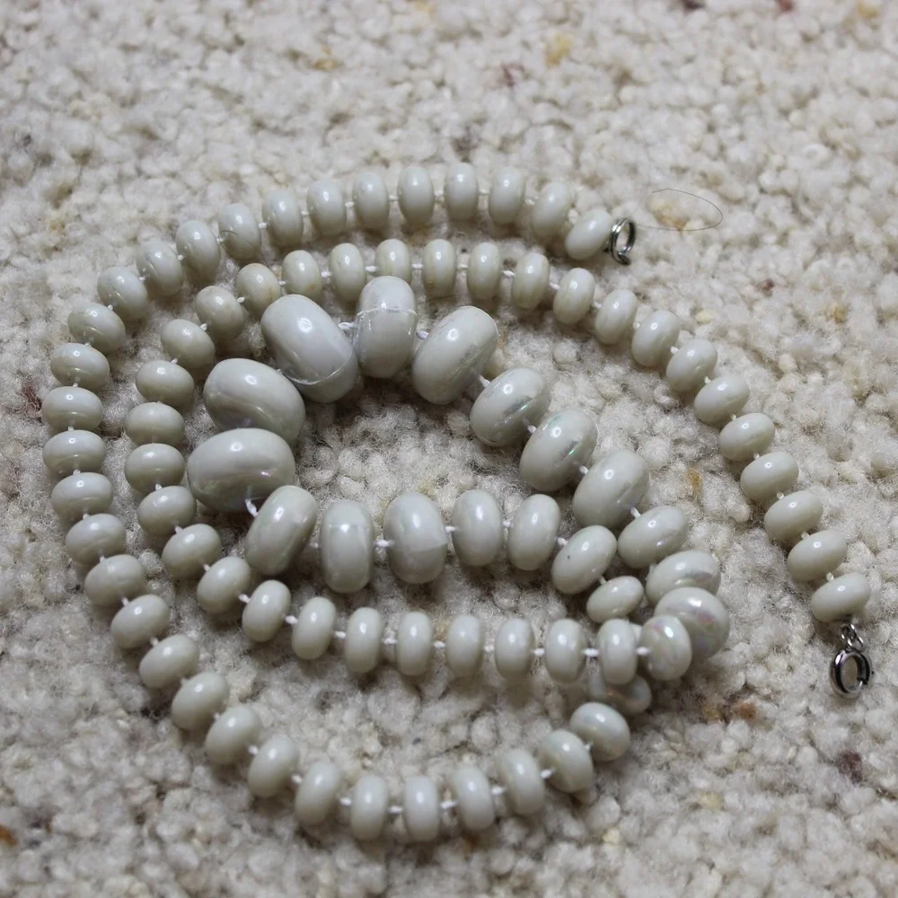 Vintage Beaded Necklace Graduated Iridescent Glass Strand 23.5 Inch Cream Ivory